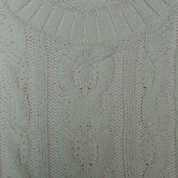 Pink Short Sleeve Sweater - Picture 4 of 8